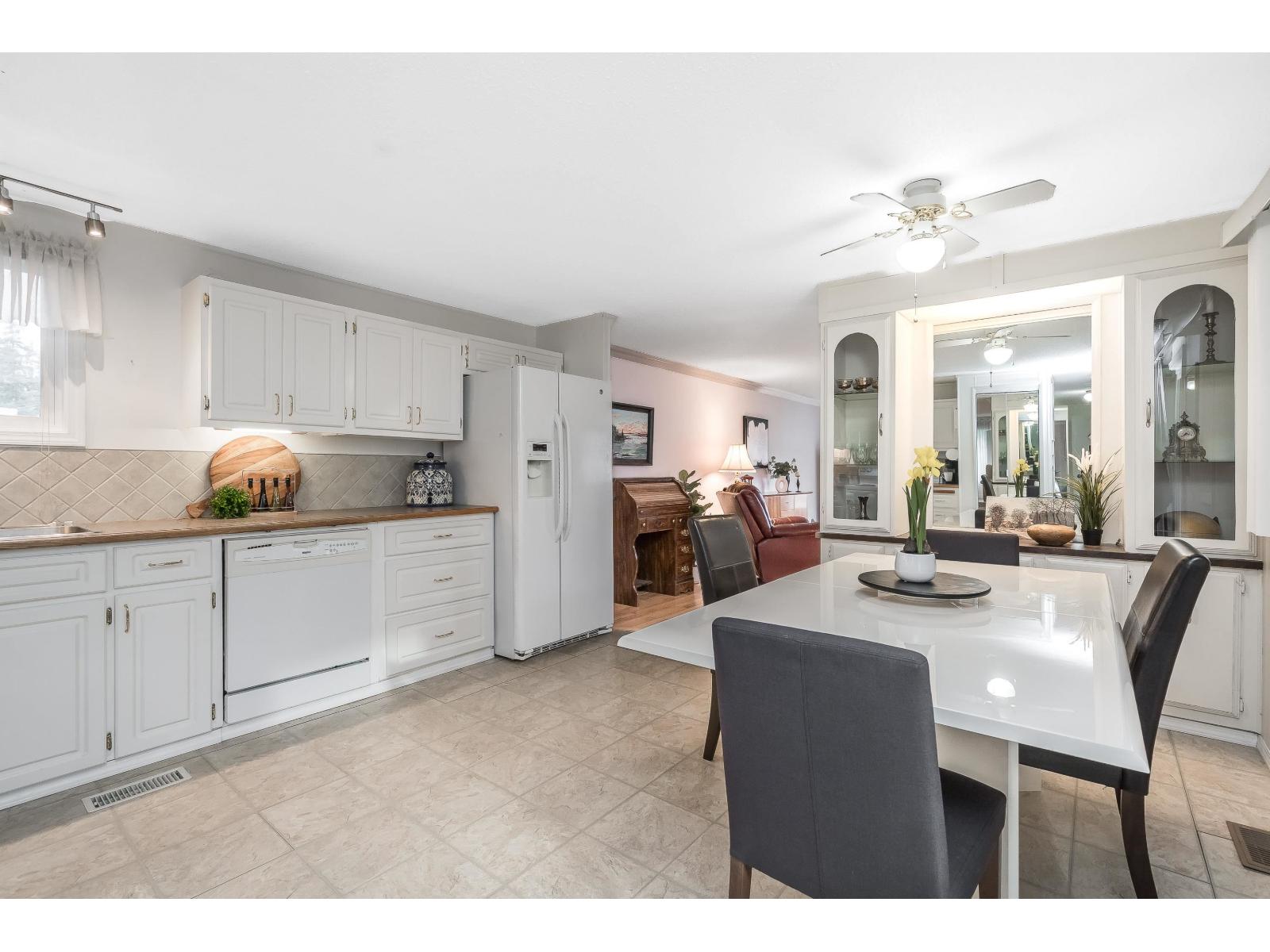 60 2270 196 Street, Langley, British Columbia V2Z 1N6 - Photo 16 - R3072006