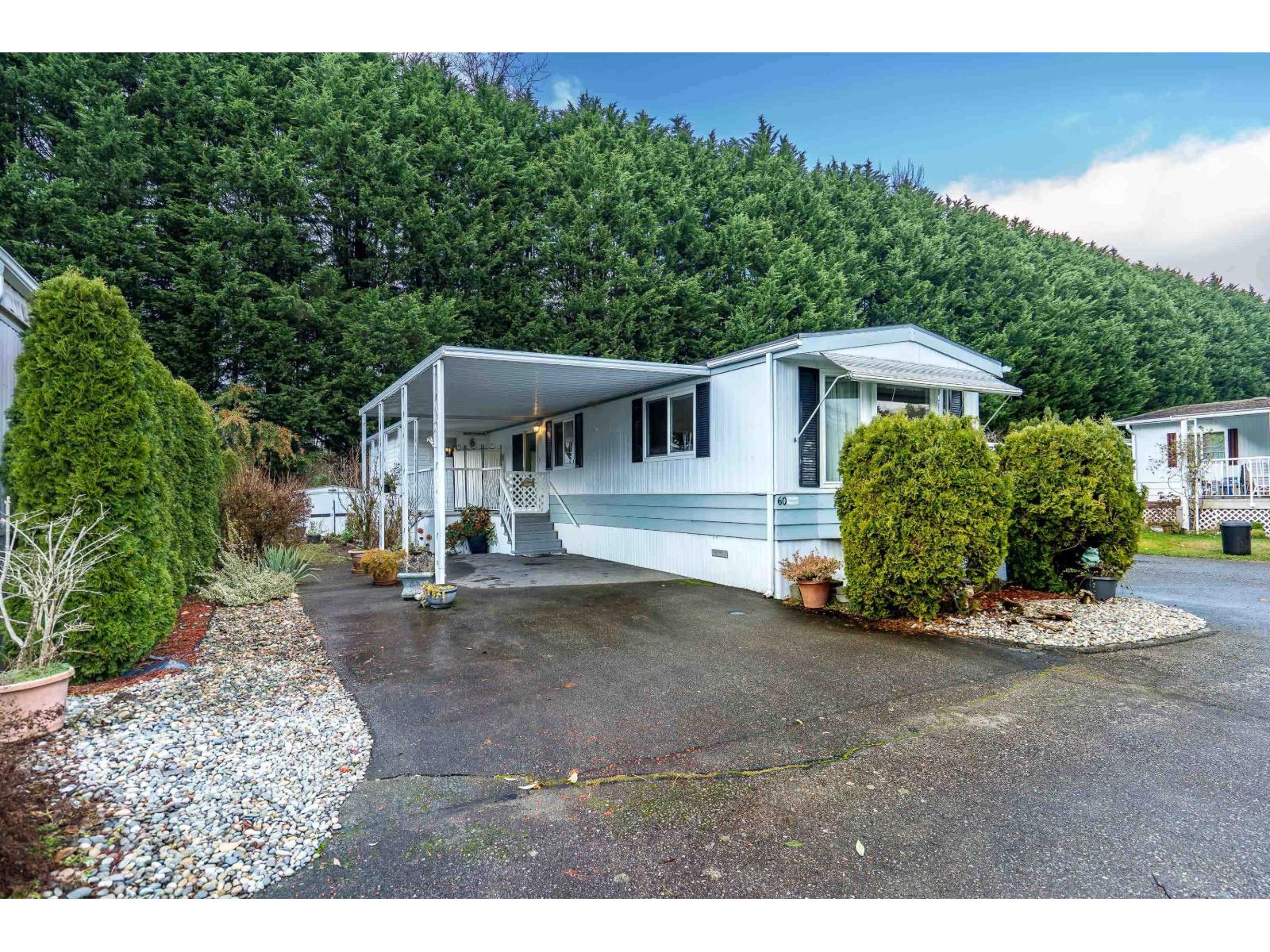 60 2270 196 Street, Langley, British Columbia V2Z 1N6 - Photo 1 - R3072006