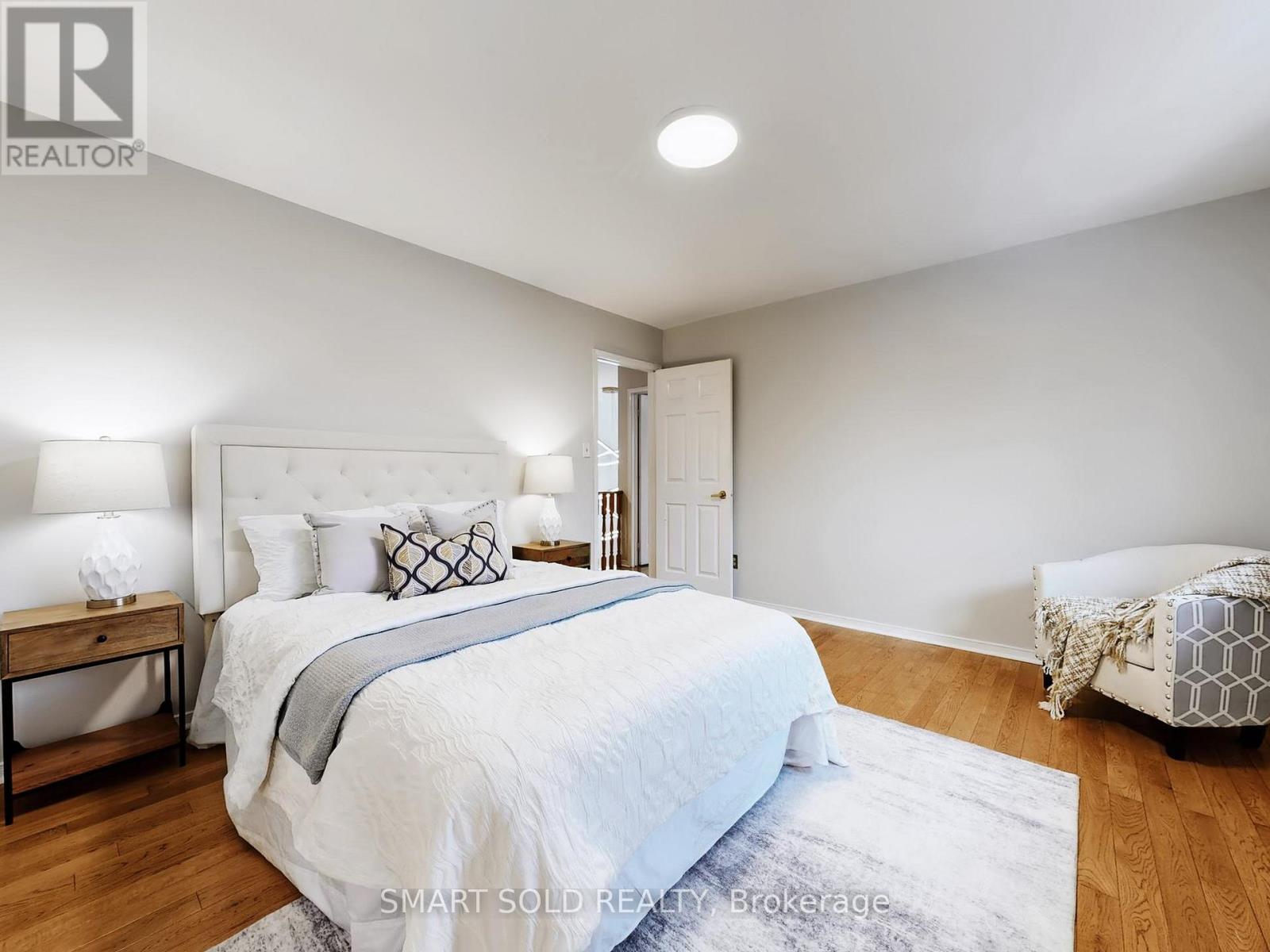 44 Castleridge Drive, Richmond Hill, Ontario  L4B 1P8 - Photo 23 - N12592866