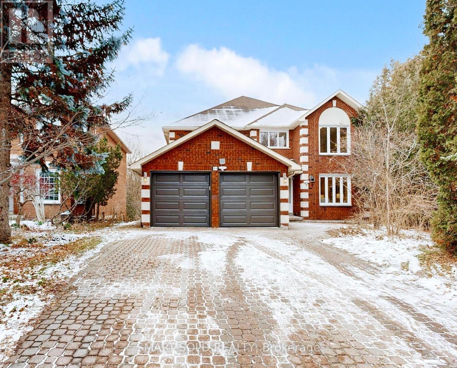 44 CASTLERIDGE DRIVE, Richmond Hill, Ontario