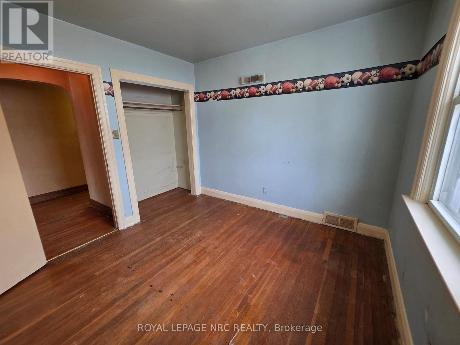 457 Arvilla Boulevard, London East, Ontario  N5V 1S7 - Photo 12 - X12598212