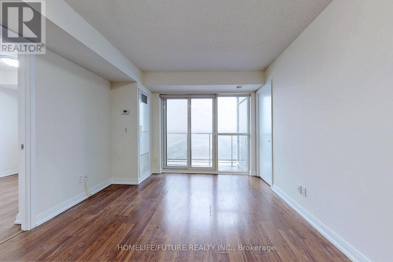 821 - 181 Village Green Square, Toronto, Ontario  M1S 0K6 - Photo 3 - E12599784