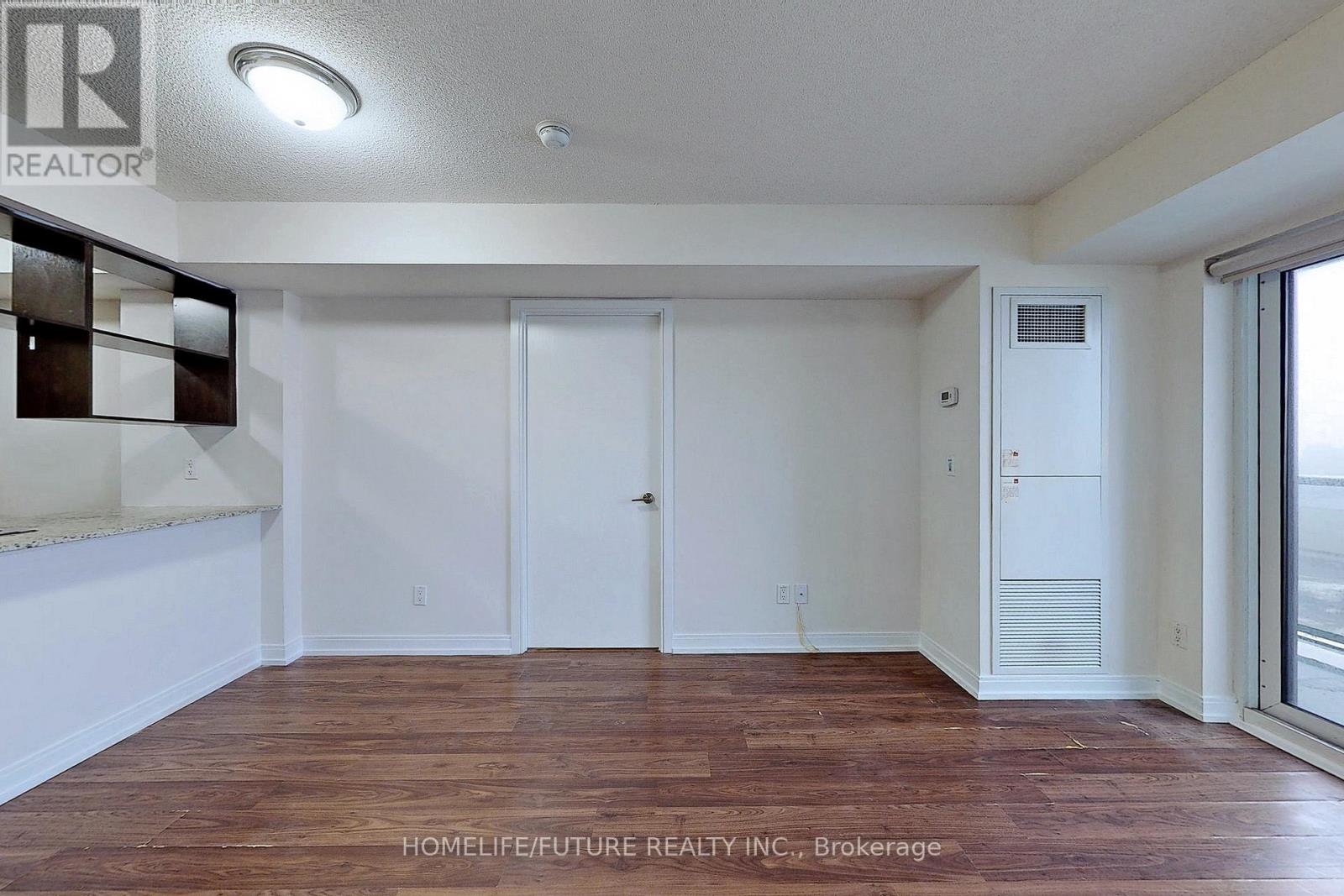 821 - 181 Village Green Square, Toronto, Ontario  M1S 0K6 - Photo 9 - E12599784