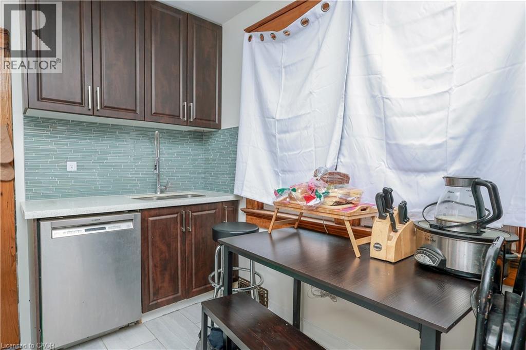 21 Peppler Street, Waterloo, Ontario  N2J 3C3 - Photo 12 - 40792261