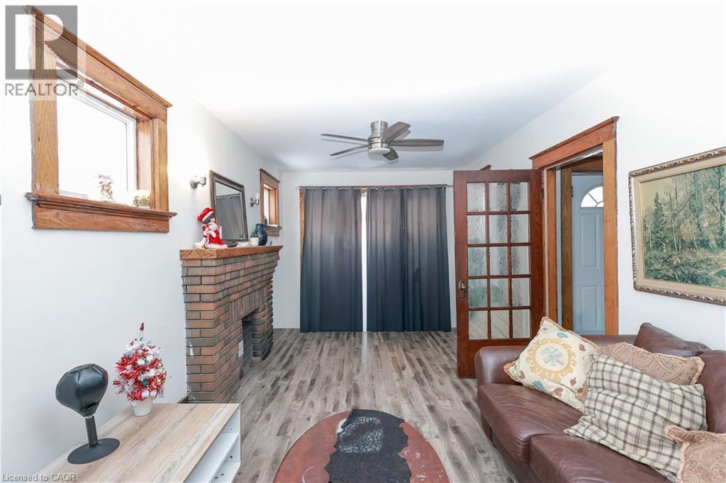 21 Peppler Street, Waterloo, Ontario  N2J 3C3 - Photo 6 - 40792261