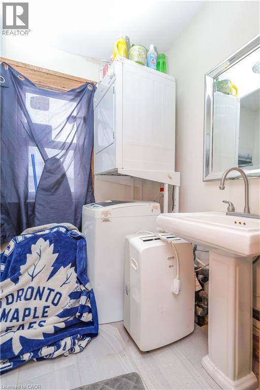 21 Peppler Street, Waterloo, Ontario  N2J 3C3 - Photo 13 - 40792261