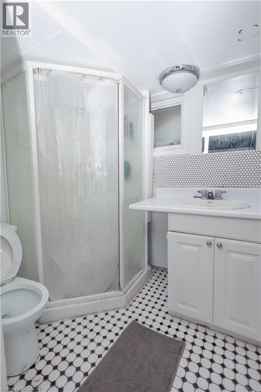 21 Peppler Street, Waterloo, Ontario  N2J 3C3 - Photo 32 - 40792261