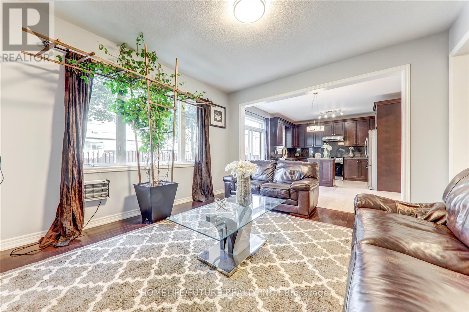 100 James Mccullough Road, Whitchurch-Stouffville, Ontario  L4A 0Z2 - Photo 17 - N12599792