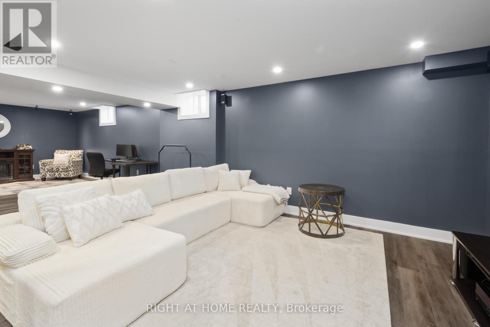 1 Overlea Drive, Brampton, Ontario L6R 4B5 - Photo 4 - W12467929