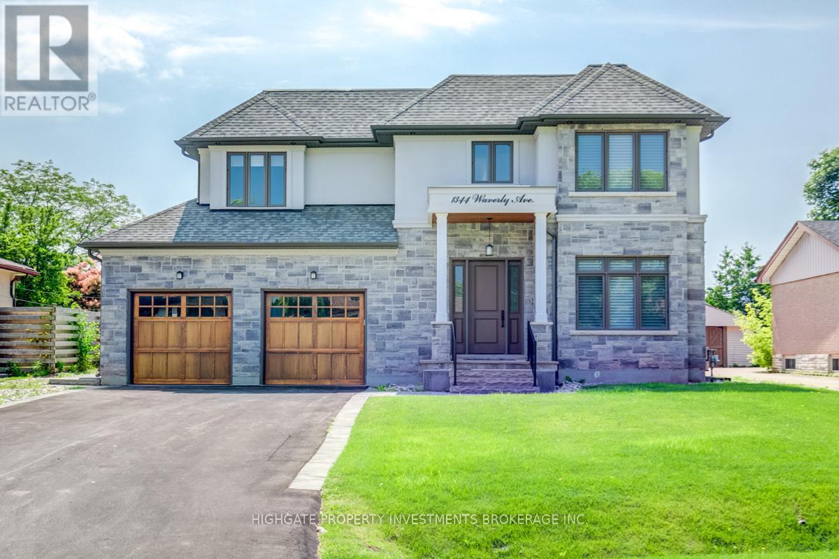 1344 WAVERLY AVENUE, Oakville, Ontario