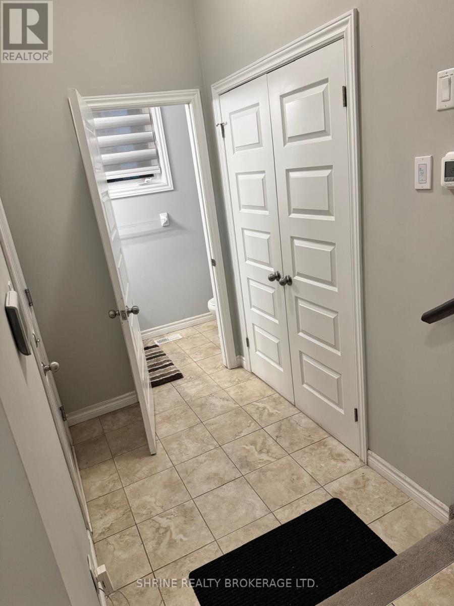 1704 O'hanlan Lane, London North, Ontario  N5X 0N1 - Photo 2 - X12599820