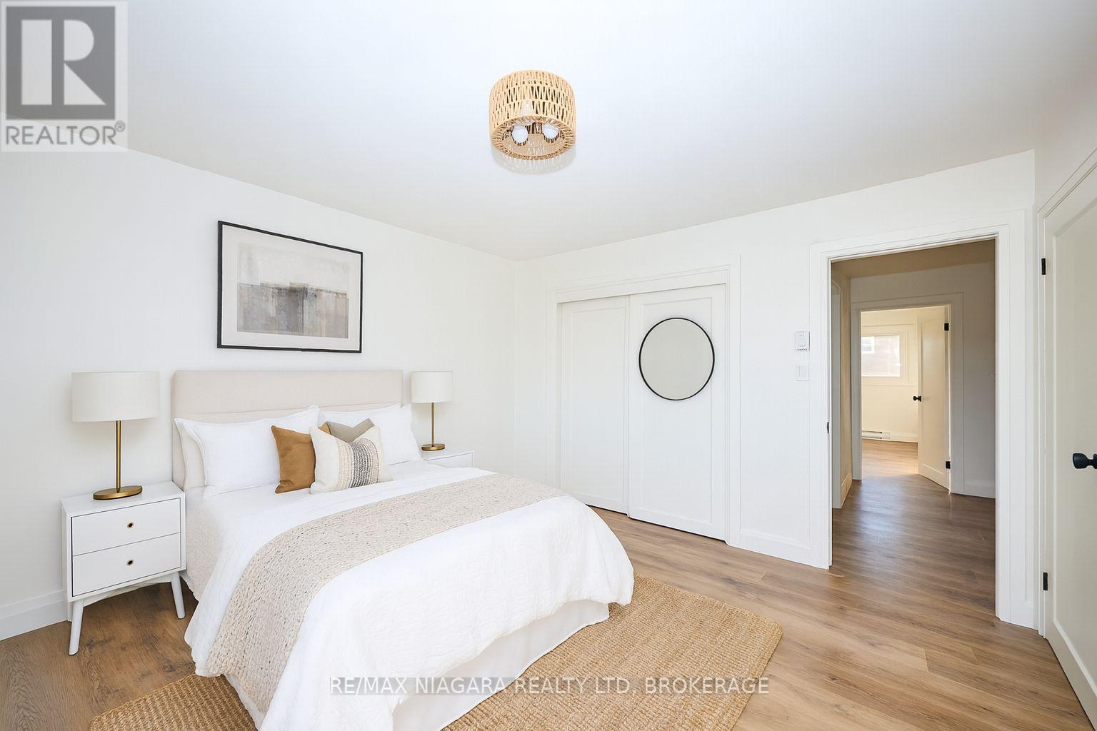 Unit 3 - 141 Plymouth Road, Welland, Ontario L3B 3C8 - Photo 11 - X12599854