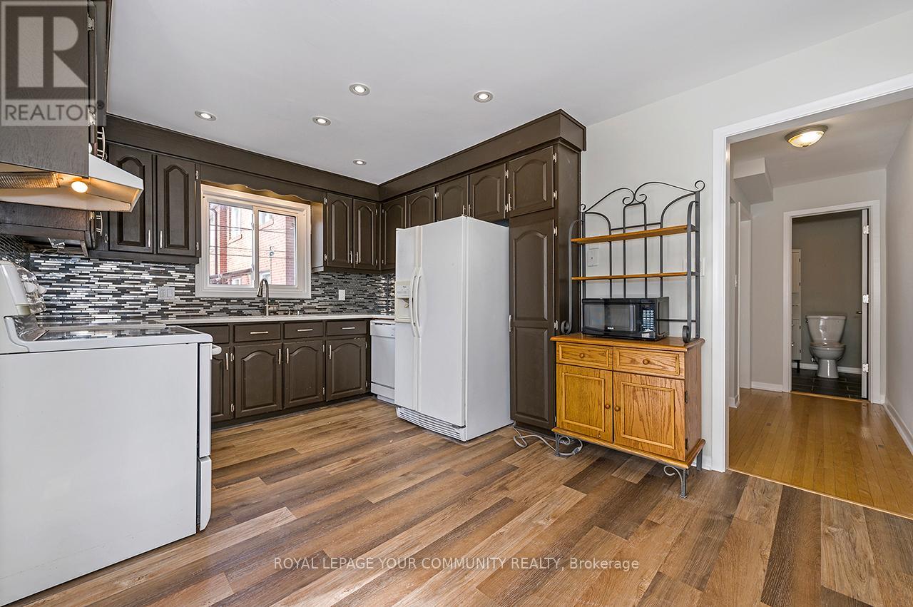 33a Alcan Avenue, Toronto, Ontario  M8W 1V4 - Photo 16 - W12592818