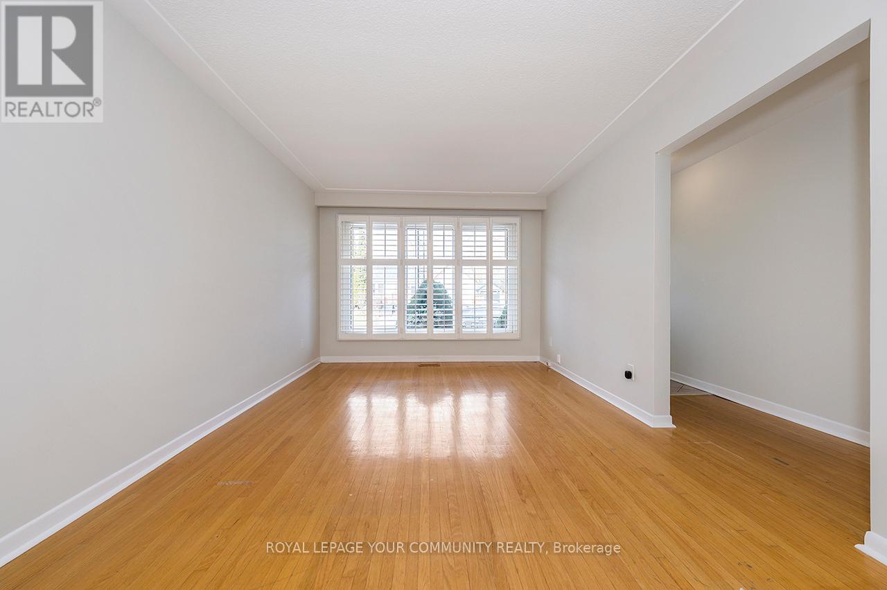 33a Alcan Avenue, Toronto, Ontario  M8W 1V4 - Photo 11 - W12592818