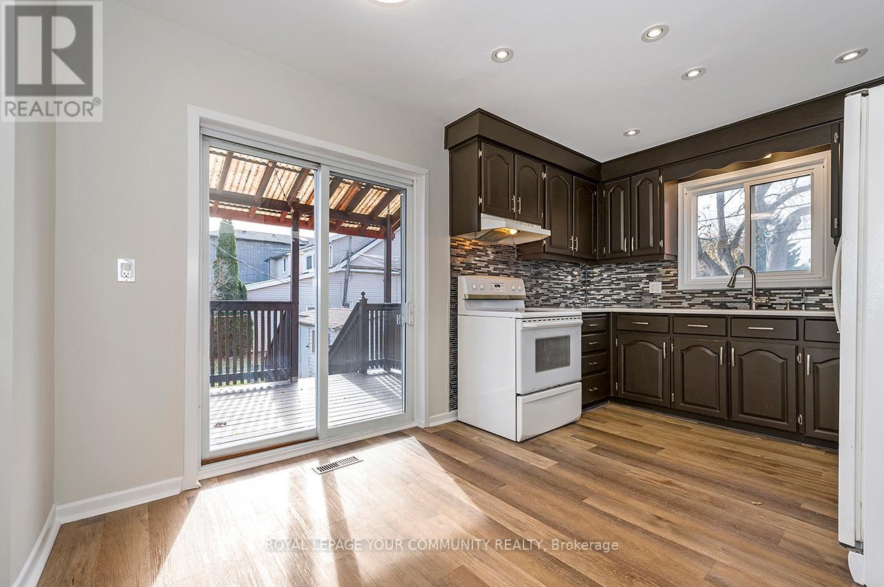 33a Alcan Avenue, Toronto, Ontario  M8W 1V4 - Photo 25 - W12592818