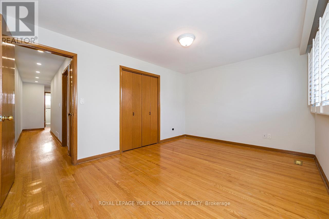 33a Alcan Avenue, Toronto, Ontario  M8W 1V4 - Photo 31 - W12592818