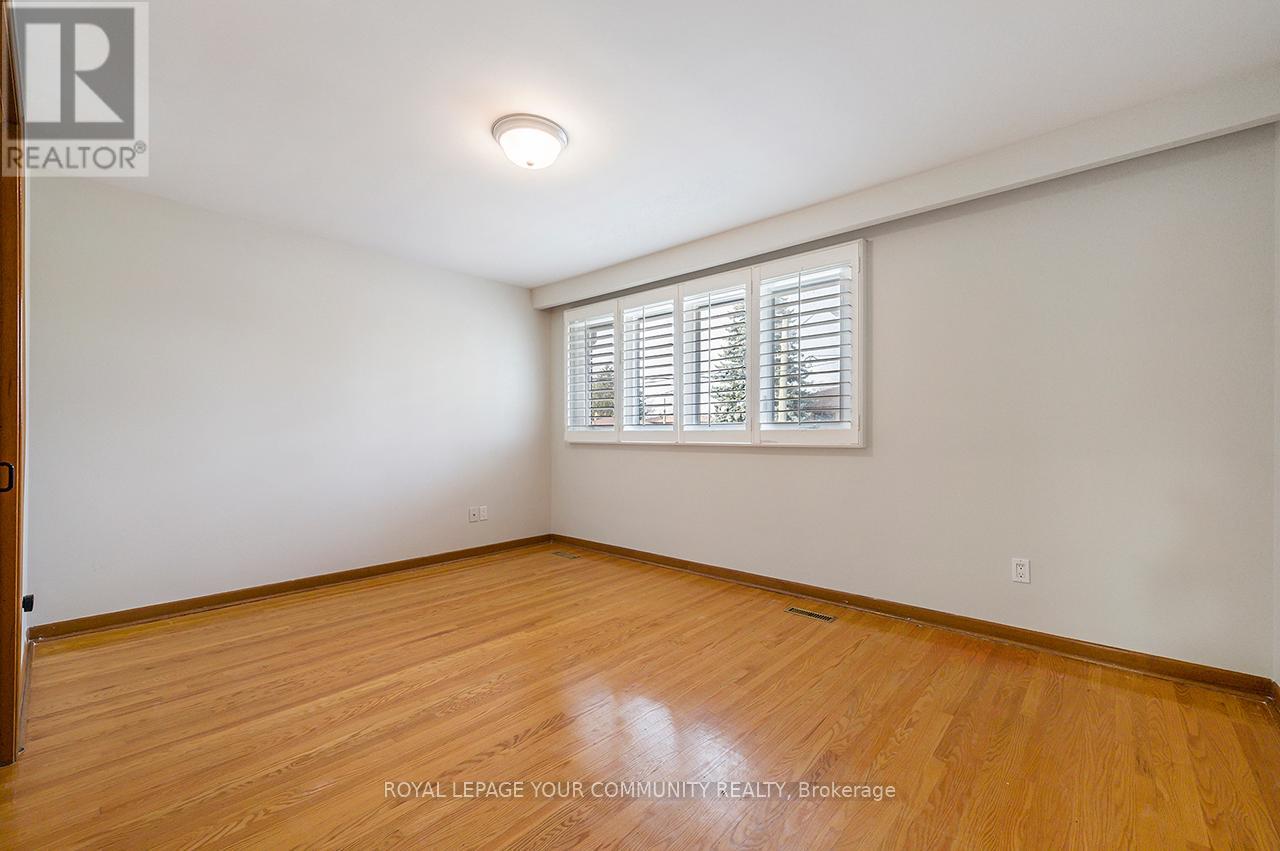 33a Alcan Avenue, Toronto, Ontario  M8W 1V4 - Photo 32 - W12592818