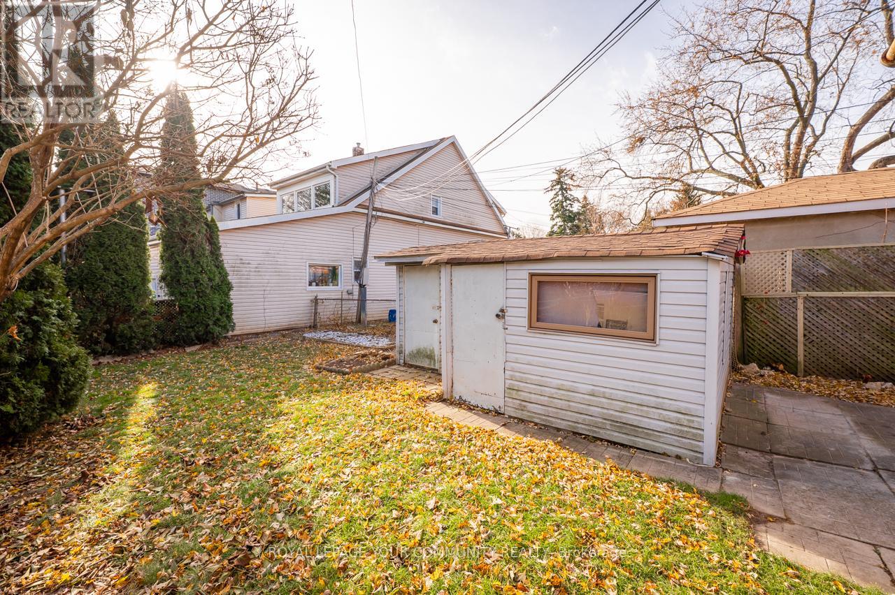 33a Alcan Avenue, Toronto, Ontario  M8W 1V4 - Photo 42 - W12592818