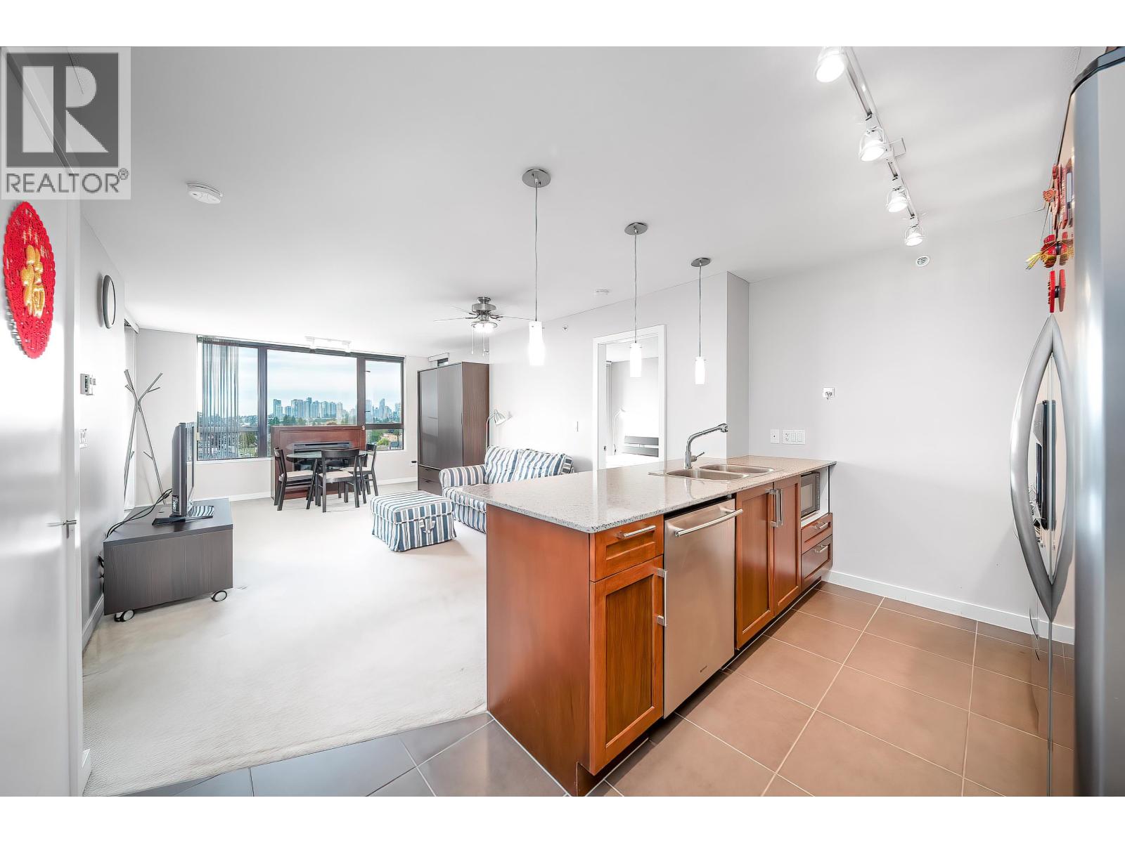 1205 7088 Salisbury Avenue, Burnaby, British Columbia  V5E 0A4 - Photo 4 - R3056381