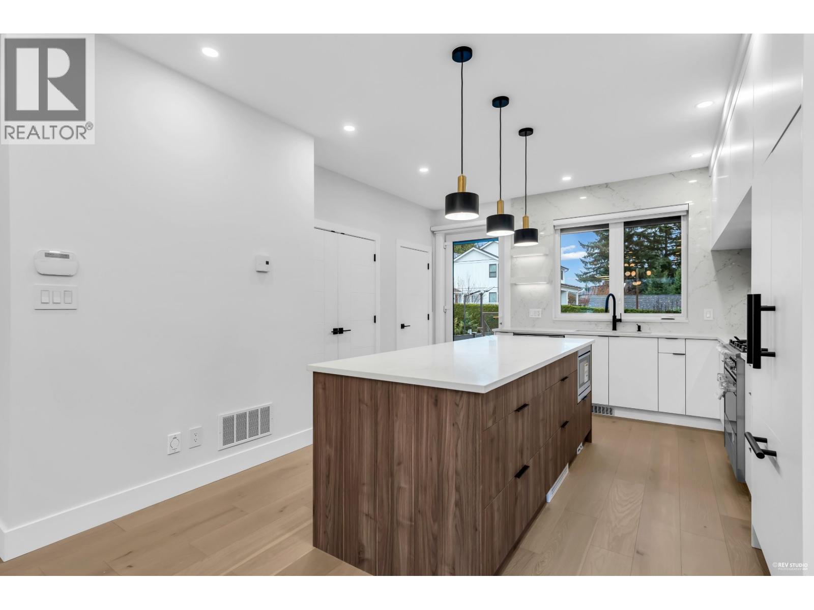 101 706 Smith Avenue, Coquitlam, British Columbia  V3J 2W7 - Photo 14 - R3071787