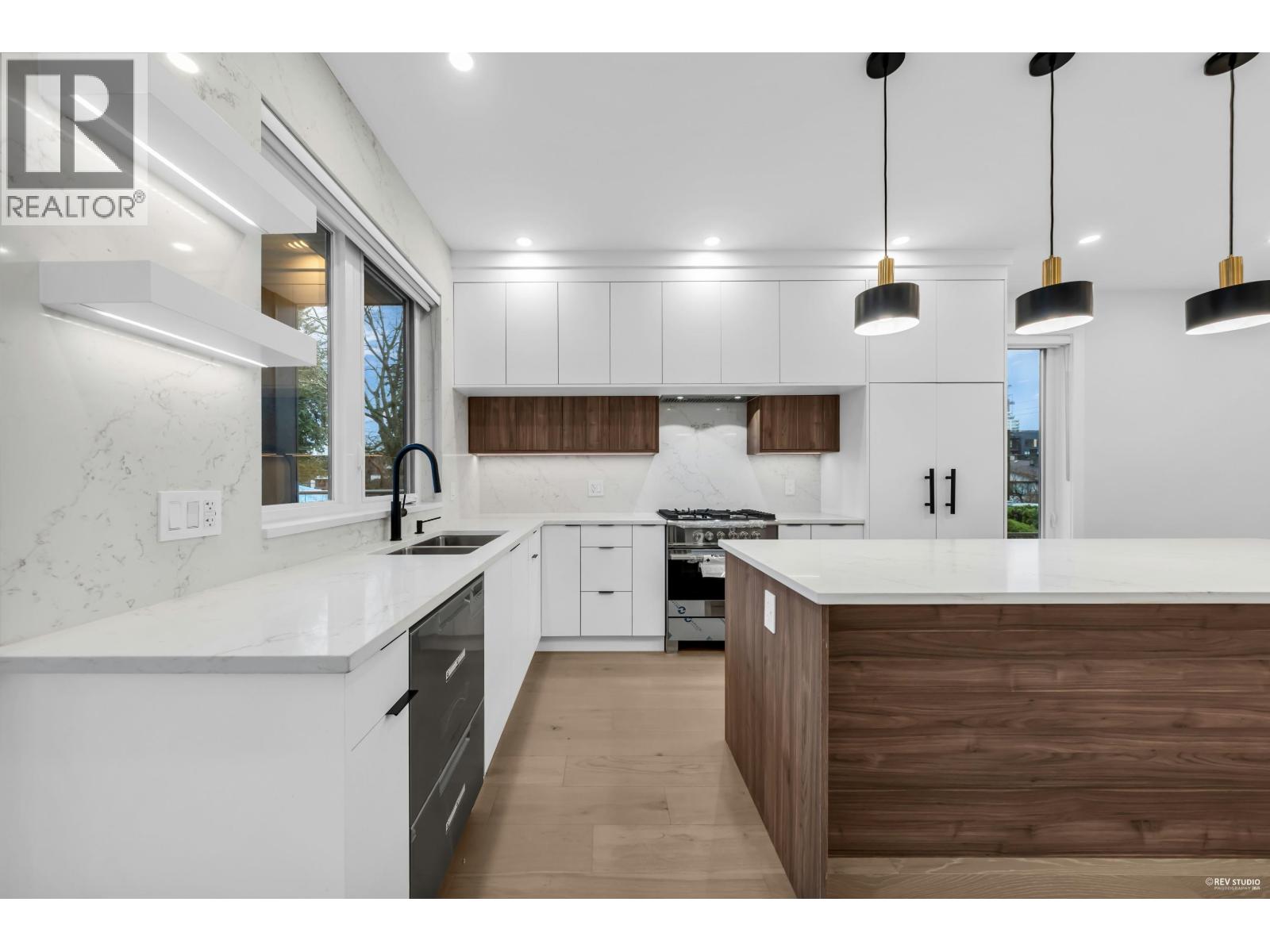 101 706 Smith Avenue, Coquitlam, British Columbia  V3J 2W7 - Photo 18 - R3071787