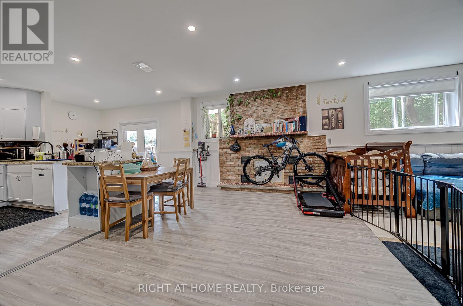 1482 Old Forest Road, Pickering, Ontario  L1V 1N9 - Photo 45 - E12599826