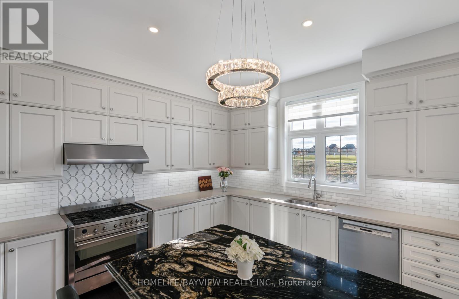 17 Lacrosse Trail, Vaughan, Ontario L4H 4S7 - Photo 20 - N12562356