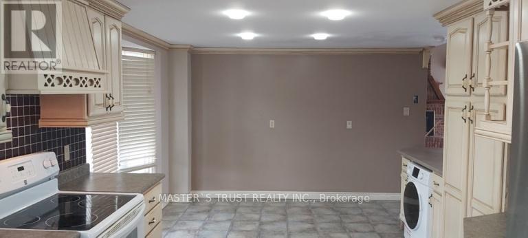 286 Georgian Drive, Barrie (Georgian Drive), Ontario  L4M 7B7 - Photo 11 - S12599806