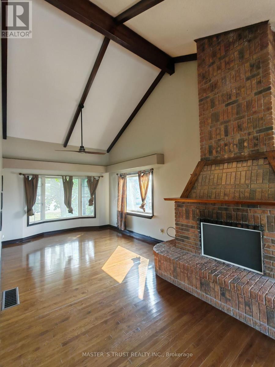 286 Georgian Drive, Barrie (Georgian Drive), Ontario  L4M 7B7 - Photo 2 - S12599806