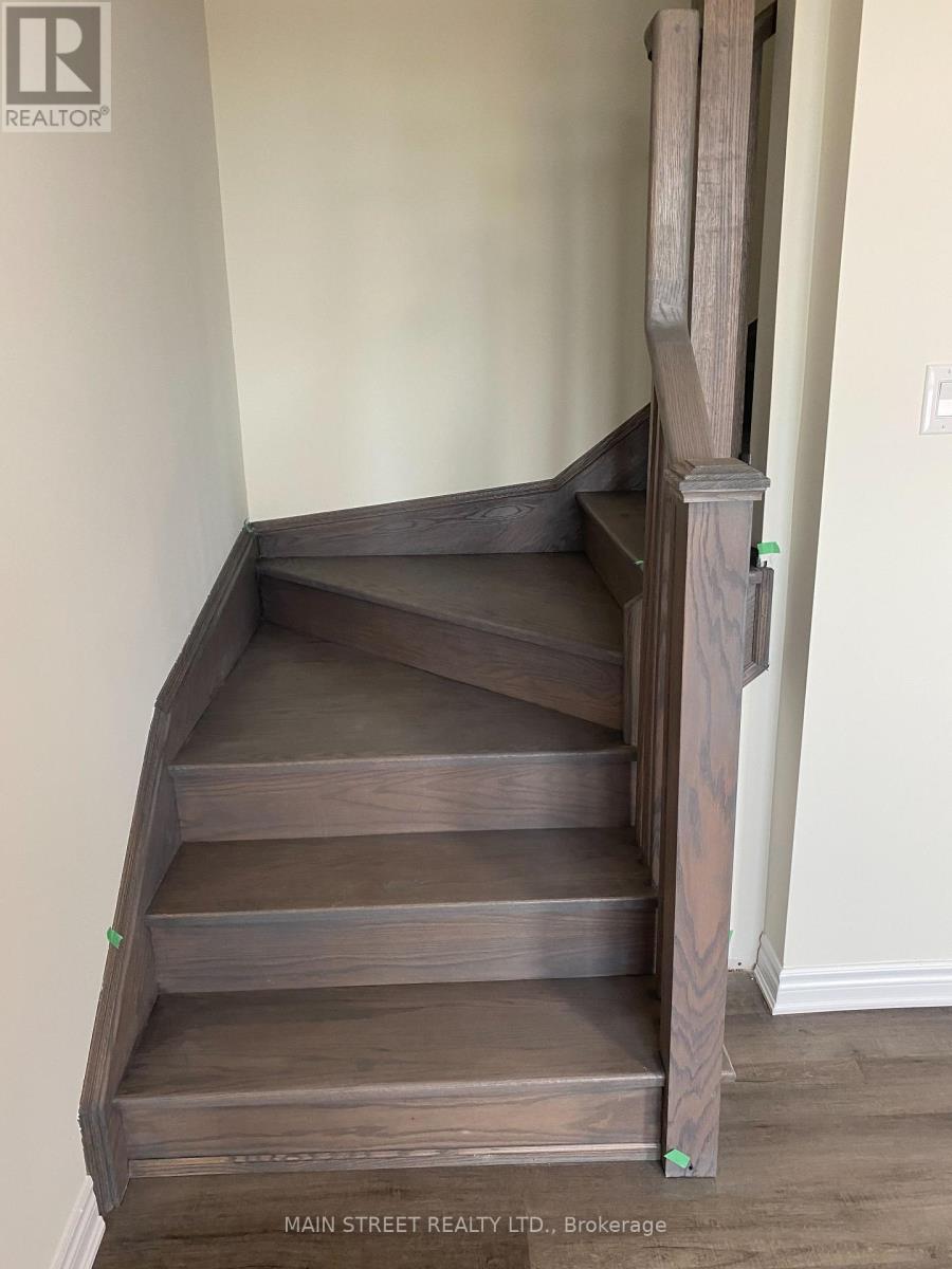 899 Ash Gate, Milton, Ontario  L9E 1R9 - Photo 7 - W12599816