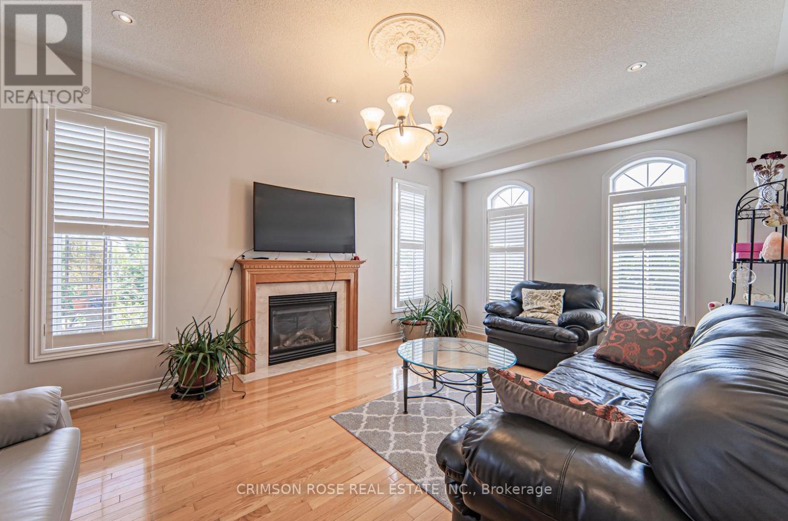 Room 3 - 5420 Valleyhigh Drive, Burlington, Ontario  L7L 6Z4 - Photo 16 - W12599834