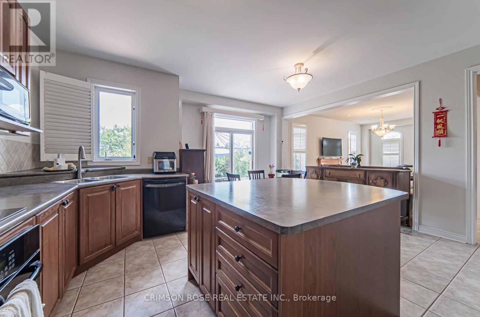 Room 3 - 5420 Valleyhigh Drive, Burlington, Ontario  L7L 6Z4 - Photo 26 - W12599834