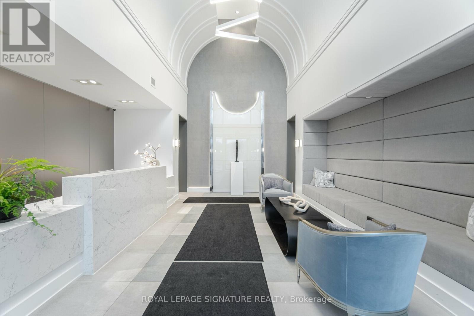 203 - 42 Mill Street, Halton Hills, Ontario  L7G 2H7 - Photo 3 - W12599836