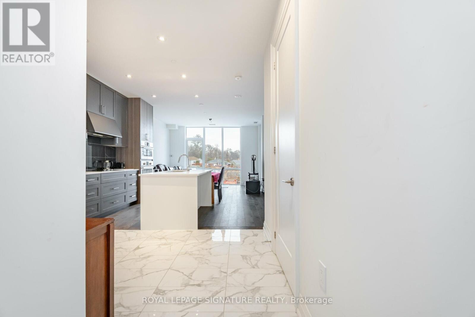 203 - 42 Mill Street, Halton Hills, Ontario  L7G 2H7 - Photo 5 - W12599836