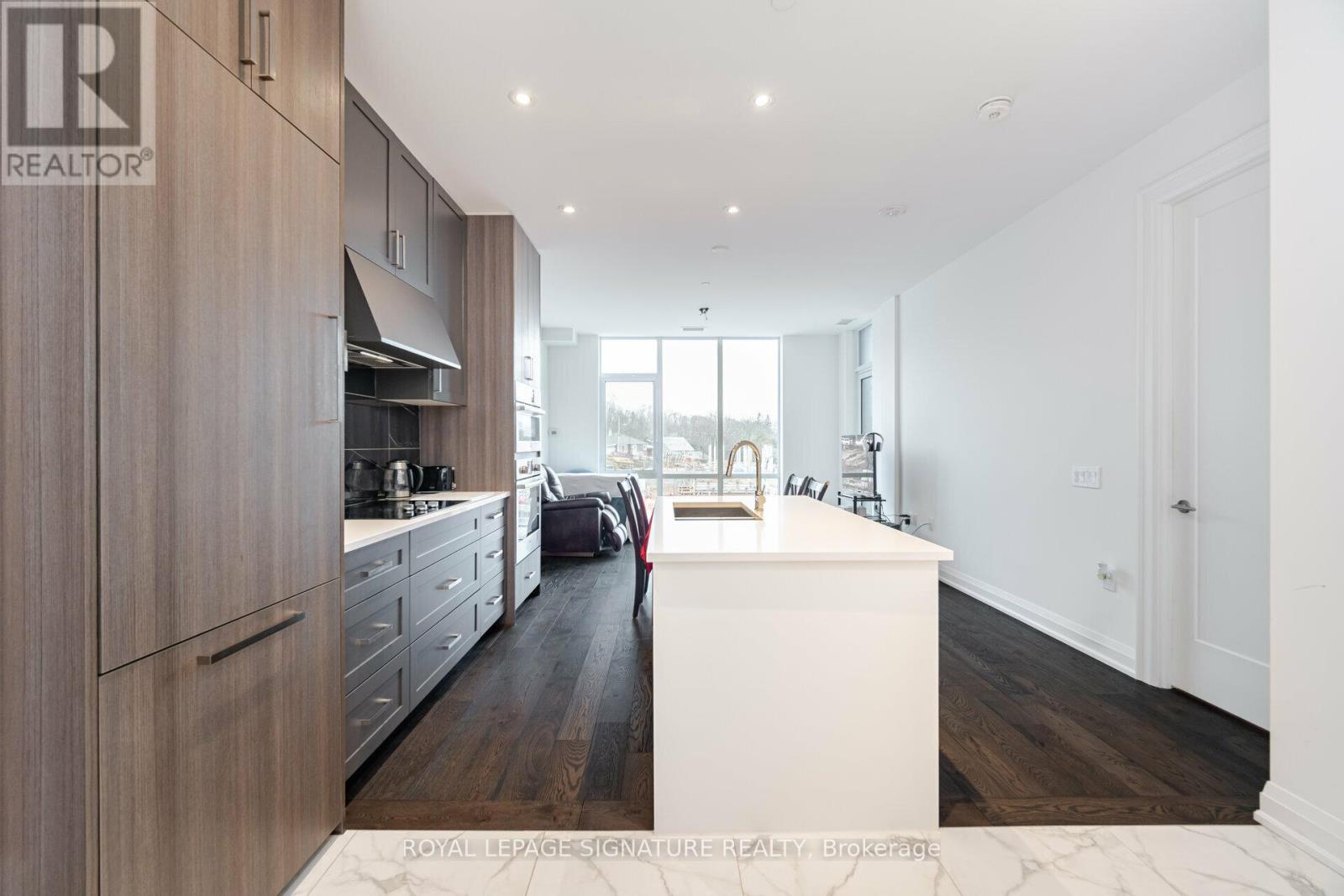 203 - 42 Mill Street, Halton Hills (Georgetown), Ontario  L7G 2H7 - Photo 6 - W12599836