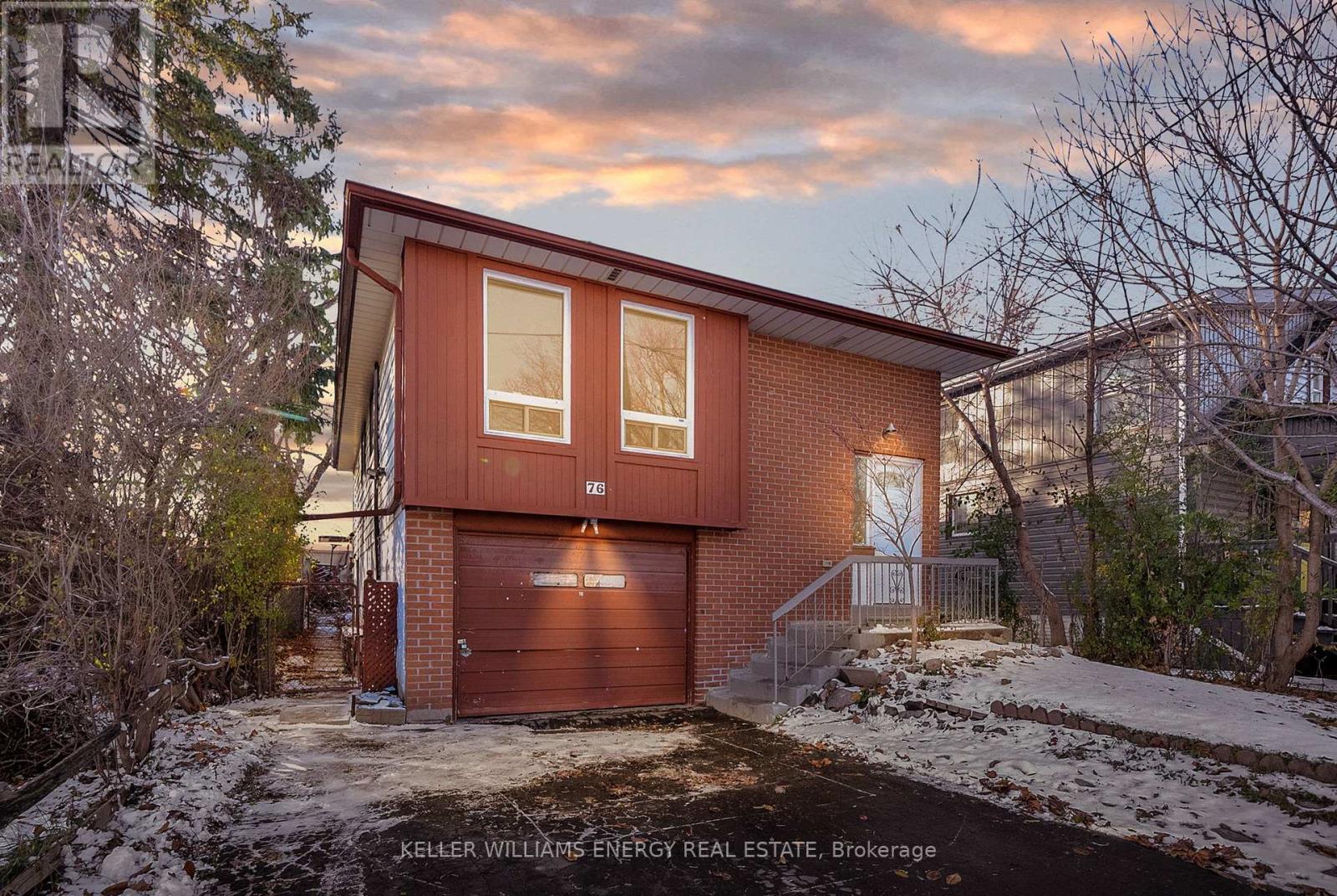 76 Montrave Avenue, Oshawa, Ontario  L1J 4R7 - Photo 1 - E12599868