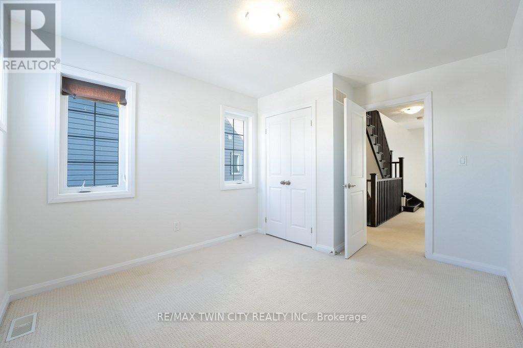 249 Buttonbush Street, Waterloo, Ontario  N2V 0B4 - Photo 24 - X12599838