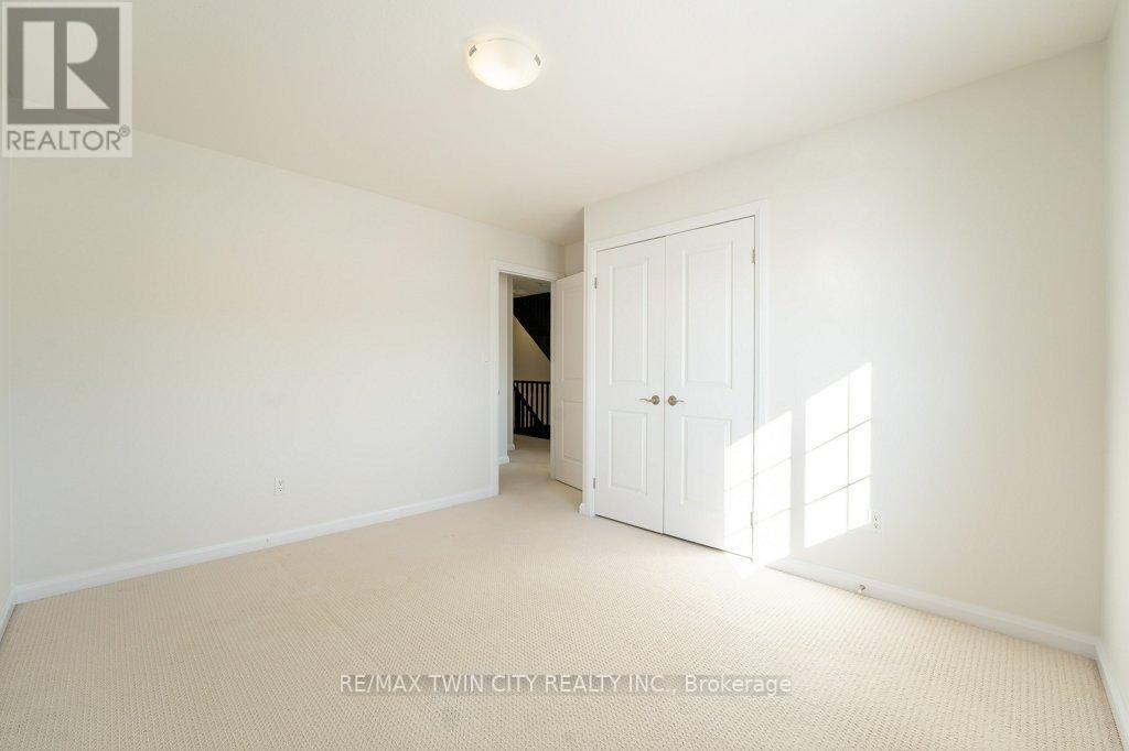 249 Buttonbush Street, Waterloo, Ontario  N2V 0B4 - Photo 33 - X12599838