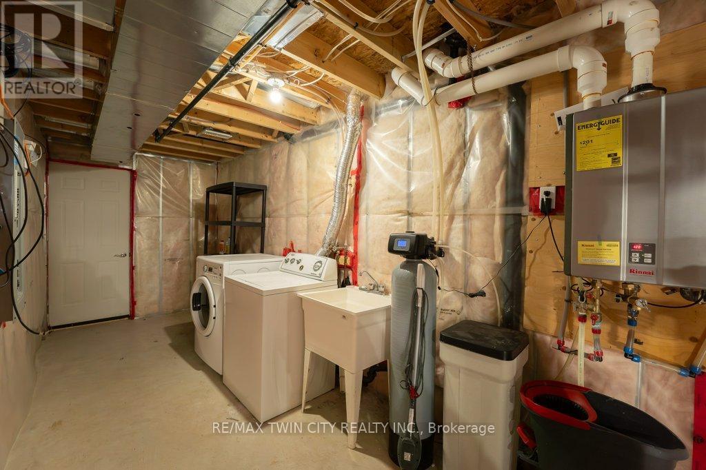 249 Buttonbush Street, Waterloo, Ontario  N2V 0B4 - Photo 40 - X12599838