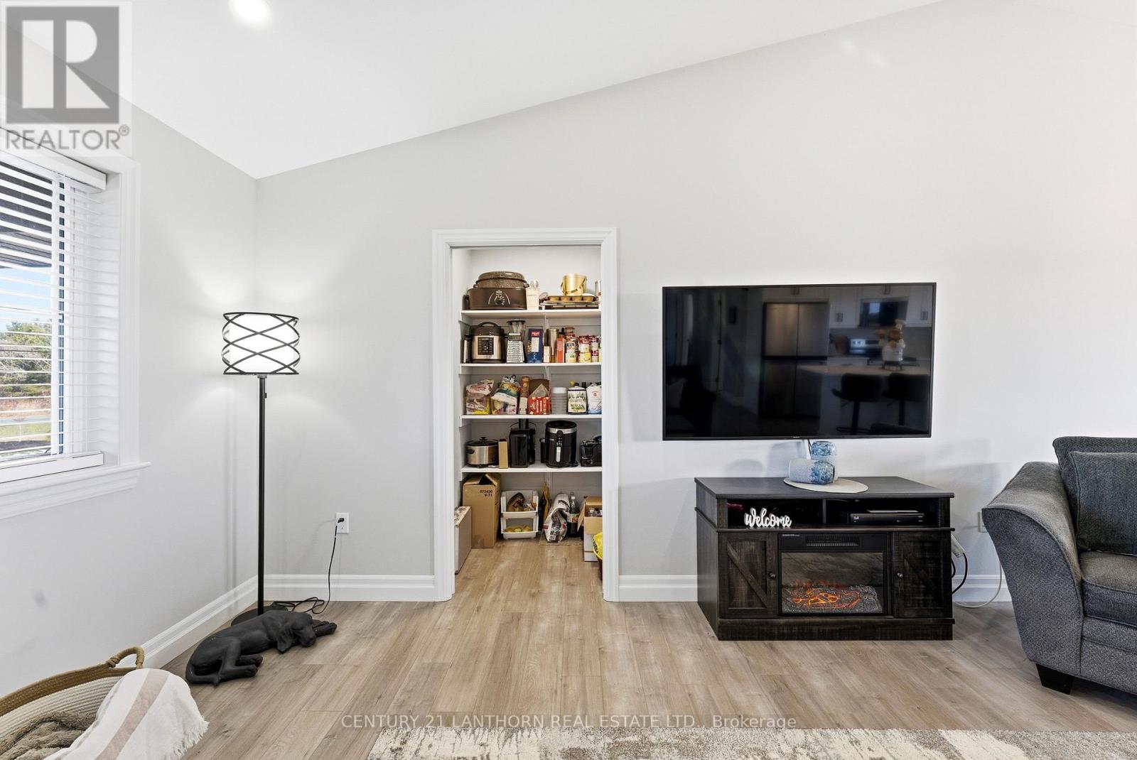 1232 County Road 7, Prince Edward County, Ontario  K0K 2T0 - Photo 11 - X12599884