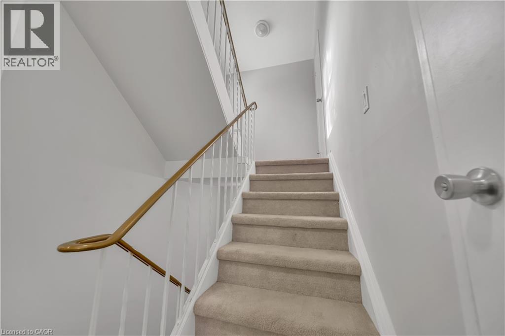 417 Keats Way Unit# 4, Waterloo, Ontario  N2L 5S7 - Photo 18 - 40791733