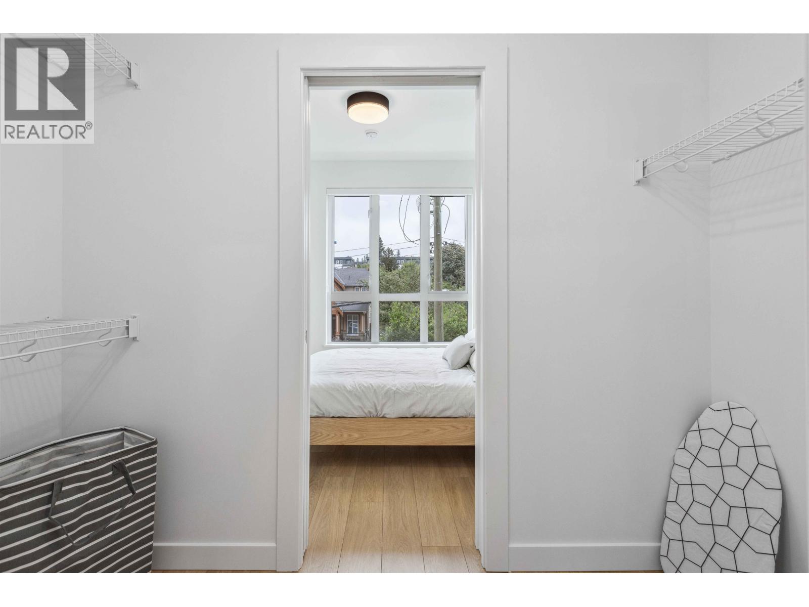 710 Dogwood Street, Coquitlam, British Columbia V3J 0P6 - Photo 6 - R3072078