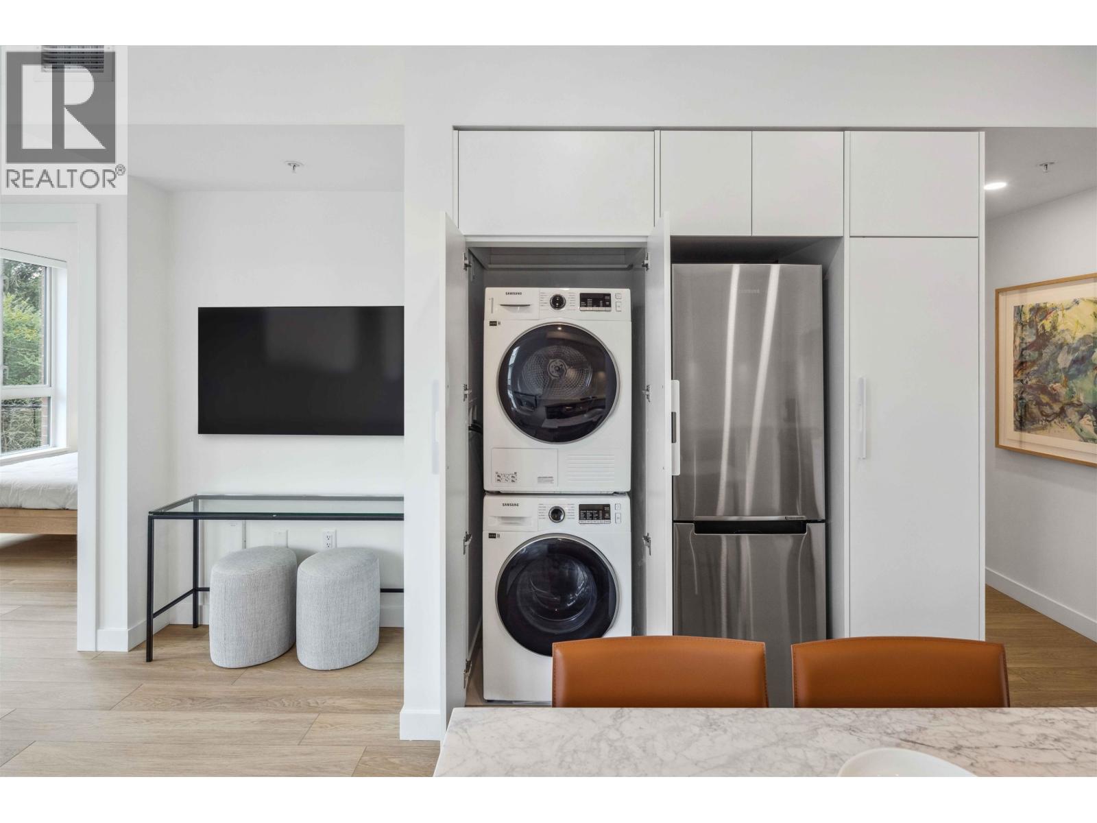 710 Dogwood Street, Coquitlam, British Columbia V3J 0P6 - Photo 8 - R3072078