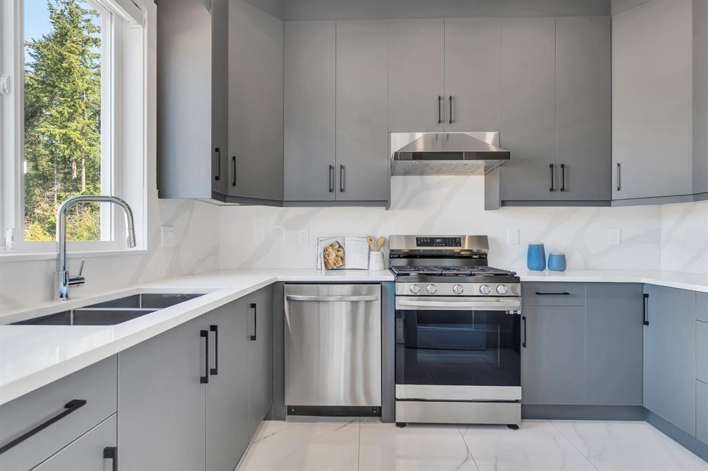 2723 201 Street, Langley, British Columbia  V2Z 0B6 - Photo 17 - R3072020