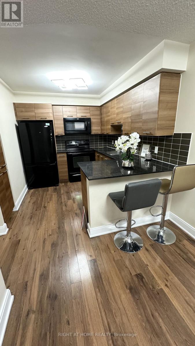 1309 - 125 Village Green Square, Toronto, Ontario  M1S 0G3 - Photo 19 - E12599912