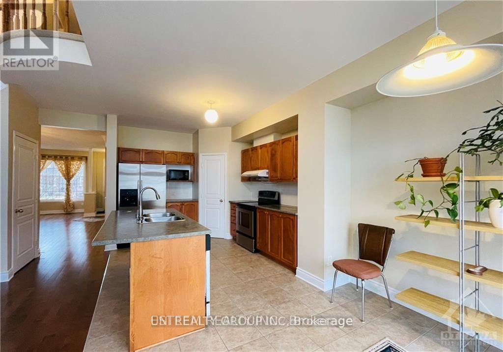 105 Cheyenne Way, Ottawa, Ontario  K2J 0E8 - Photo 13 - X12425446