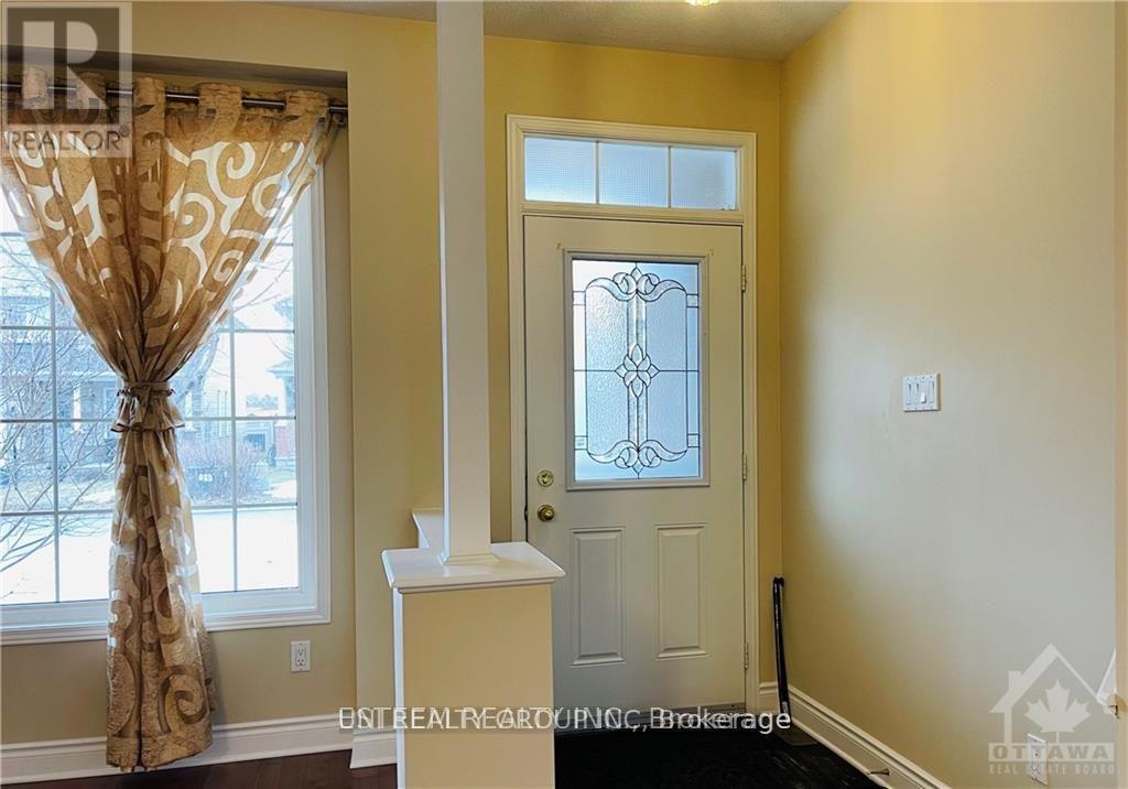 105 Cheyenne Way, Ottawa, Ontario  K2J 0E8 - Photo 3 - X12425446