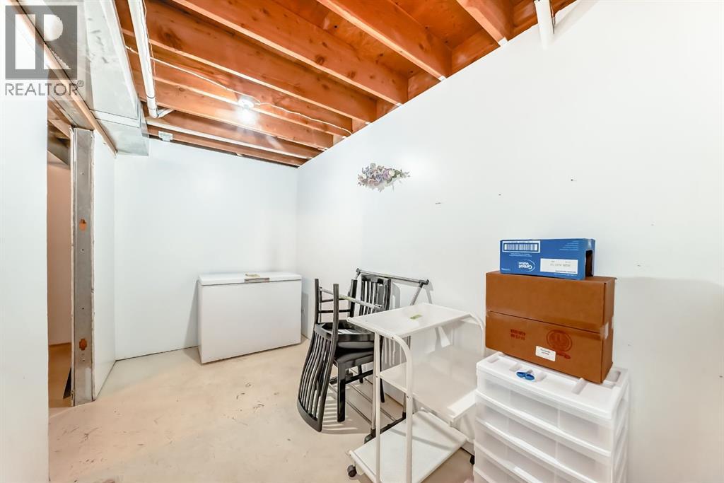 17 Santana Manor Nw, Calgary, Alberta  T3K 3M4 - Photo 39 - A2260143