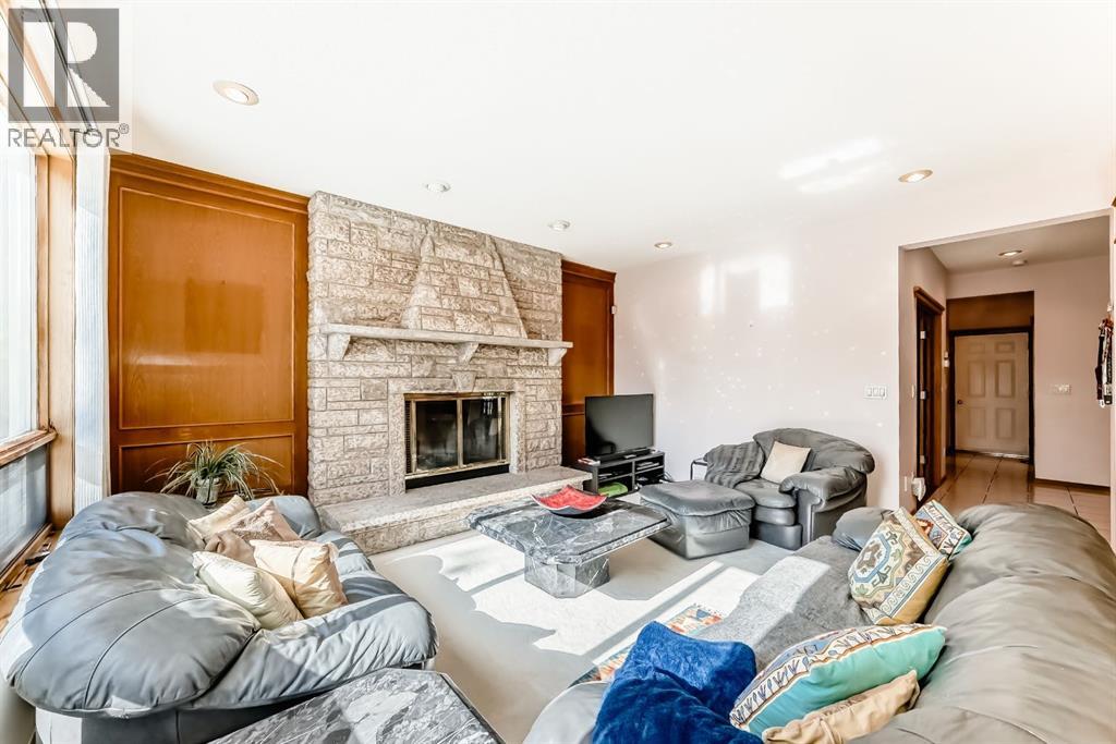 17 Santana Manor Nw, Calgary, Alberta  T3K 3M4 - Photo 15 - A2260143