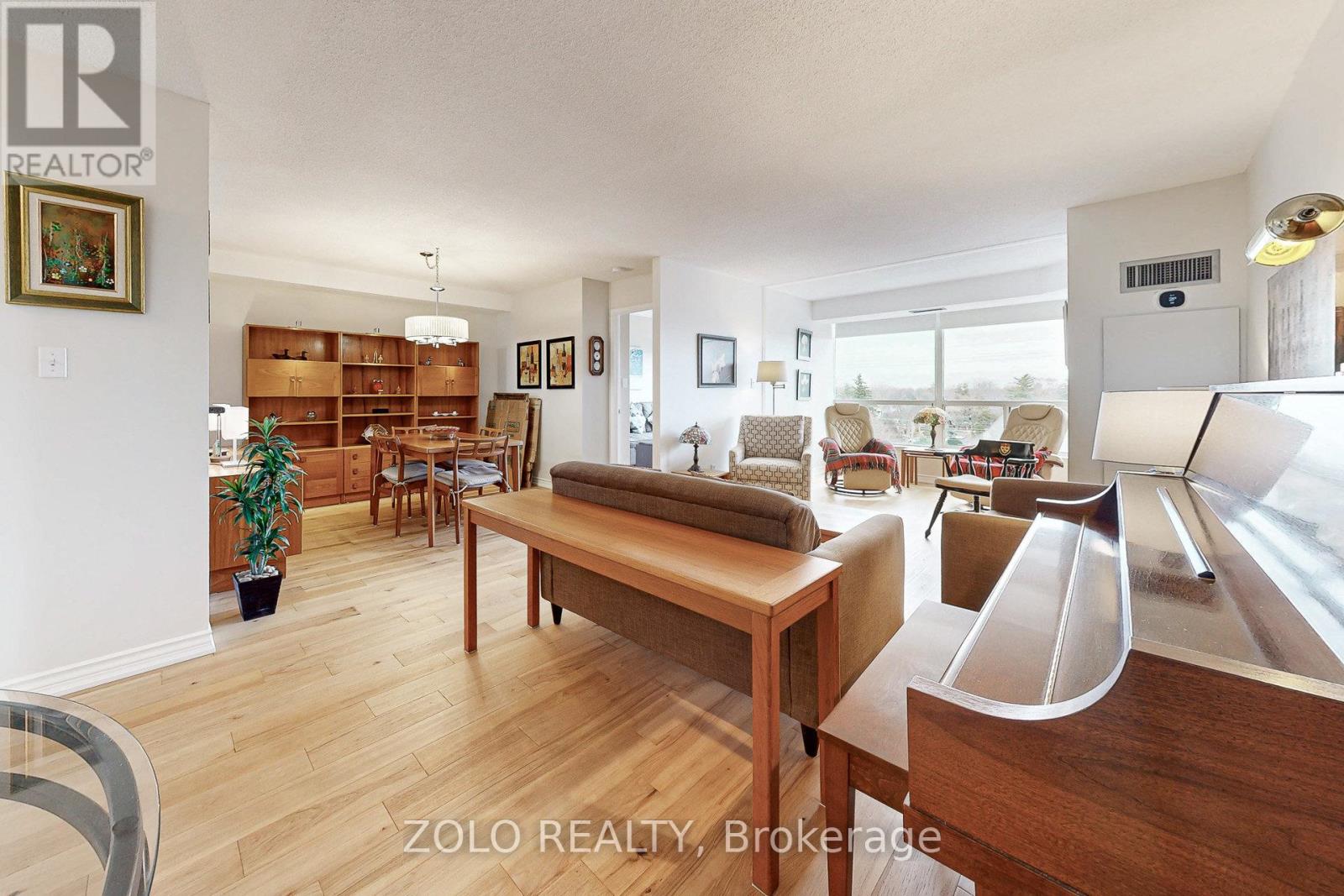 606 - 1276 Maple Crossing Boulevard, Burlington, Ontario L7S 2J9 - Photo 11 - W12599896